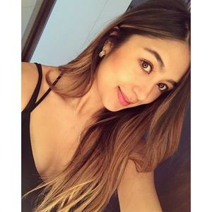 Meet your Posher, Daniela